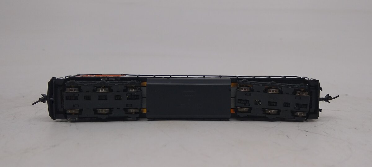 Kato 176-3127 N Great Northern SD-45 'Hustle Muscle' Diesel Locomotive #400