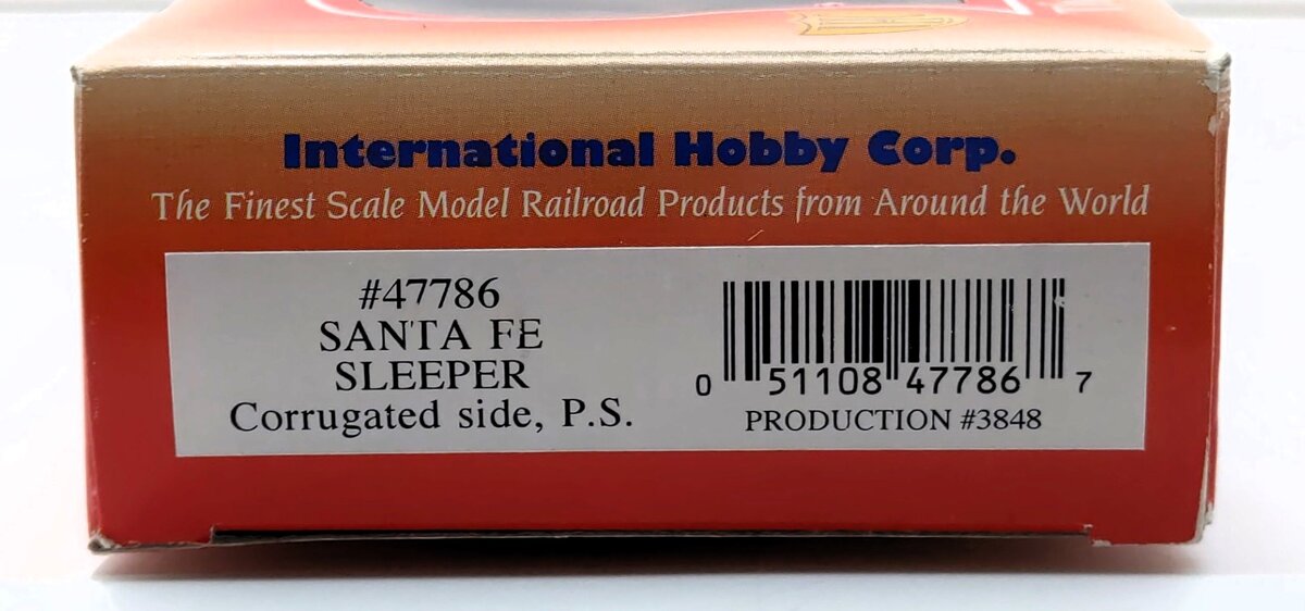 IHC 47786 HO Santa Fe Indian Squaw Corrugated Side PS Sleeper Car