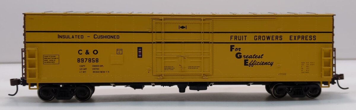 Athearn 91246 HO C&O/FGE 50' Superior Door Boxcar #897855 - RTR