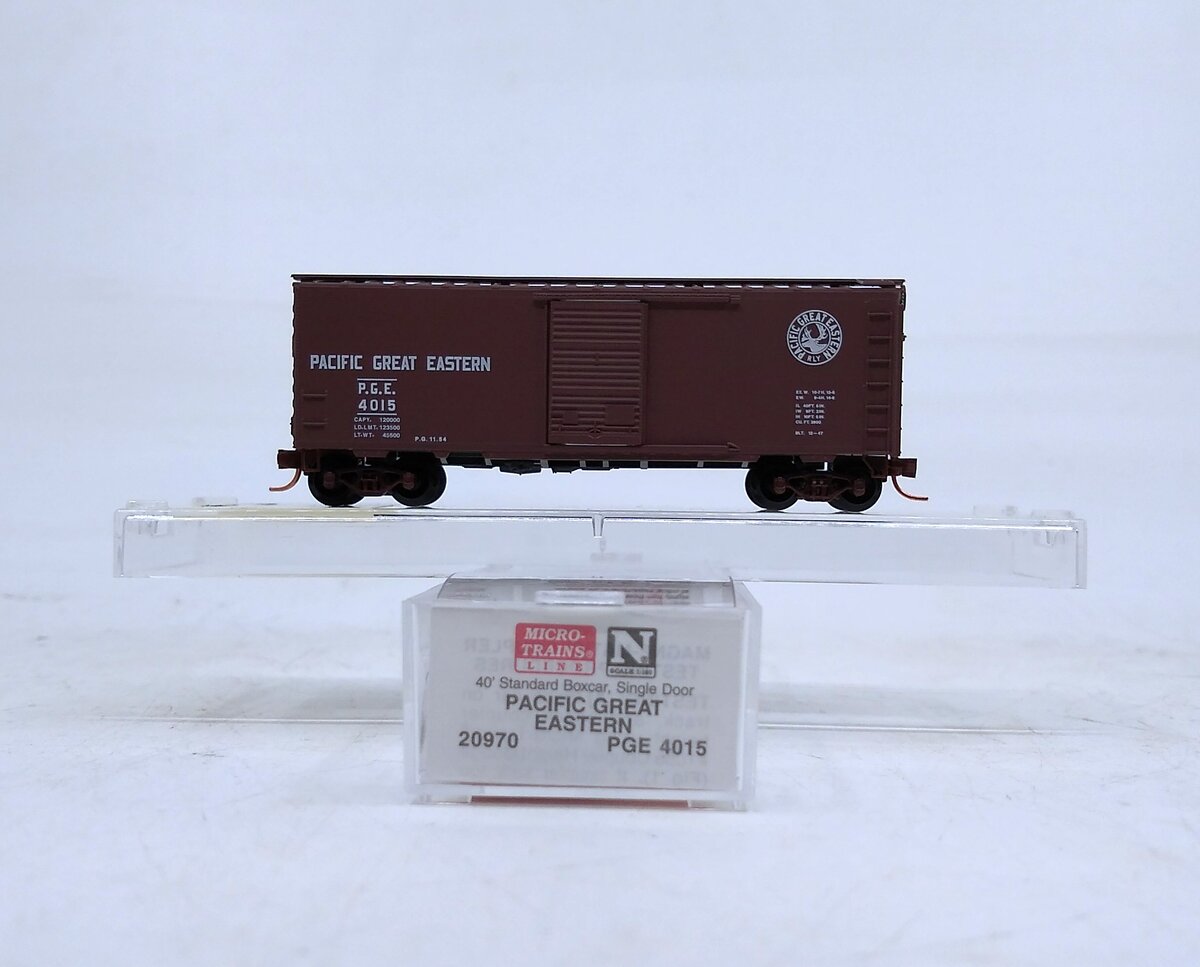 Micro-Trains 02000970 N Pacific Great Eastern 40' Single Door Boxcar #4015