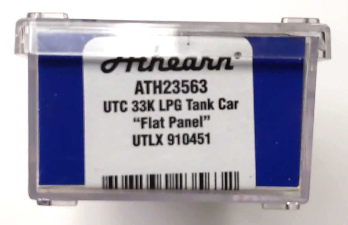 Athearn 23563 N UTLX 33,900-Gallon LPG Tank with Flat Panel #910451