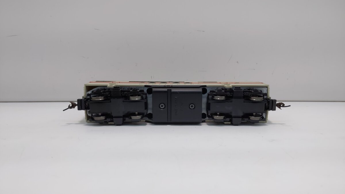 Bachmann 11804 HO Chicago, Burlington & Quincy EMD FT B-Unit Diesel Locomotive