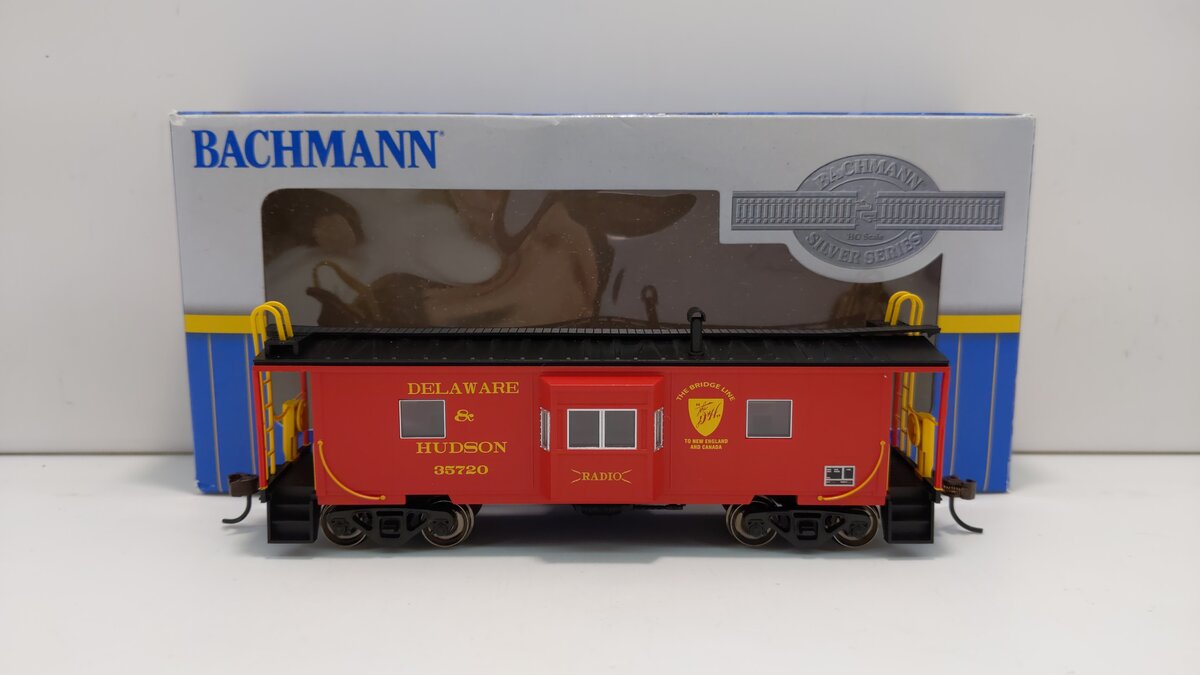 Bachmann 73207 HO Delaware and Hudson Bay-Window Caboose #35720