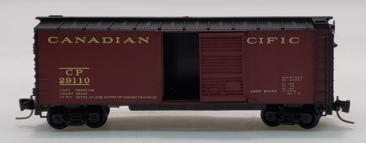 MicroTrains 50000882 Z Canadian Pacific 40' Standard Box Car #29110