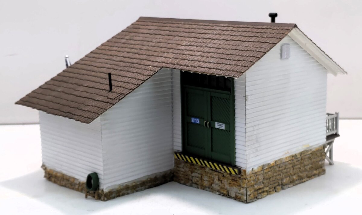 Woodland Scenics BR5063 HO Built-&-Ready Letters, Parcels & Post Office W/Led