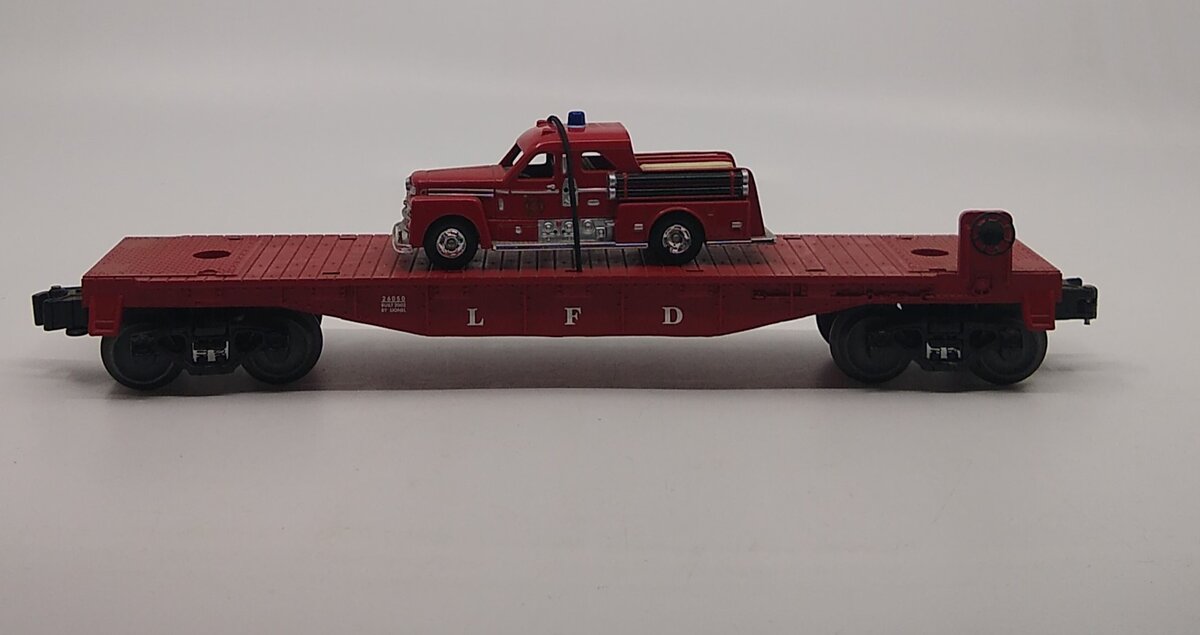 Lionel 6-26050 Lionel Fire Department - LFD - Flat Car w/ Corgi Fire Engine