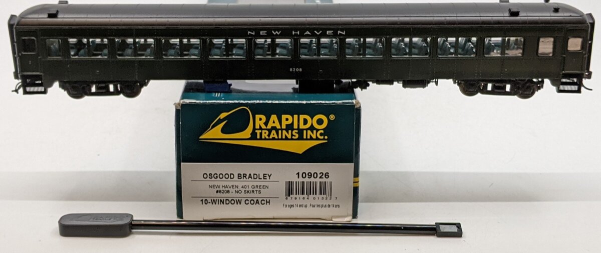 Rapido Trains 109026 HO Scale New Haven 10-Window Coach #8208