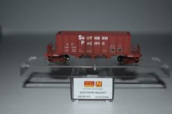 Micro-Trains 12500010 N SP 3-Bay Ortner Rapid Discharge Hopper #481388