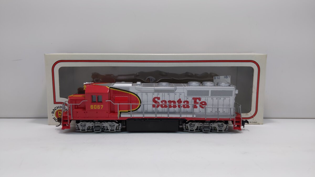Bachmann 63502 HO SCAle Santa Fe EMD GP 40 Diesel Locomotive #6067