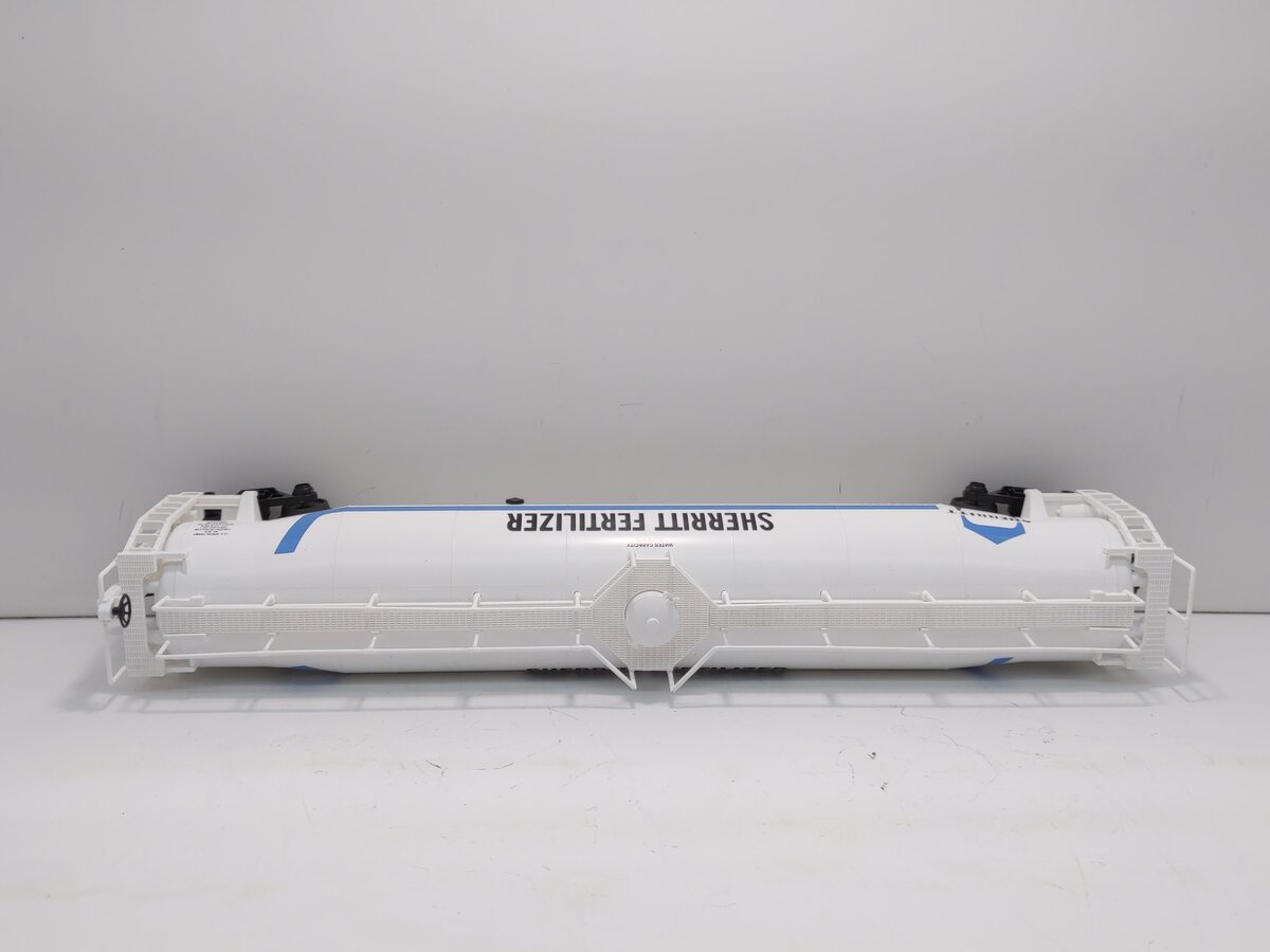 MTH 30-73305 O Gauge Sherritt 33,000 Gallon Tank Car #33092