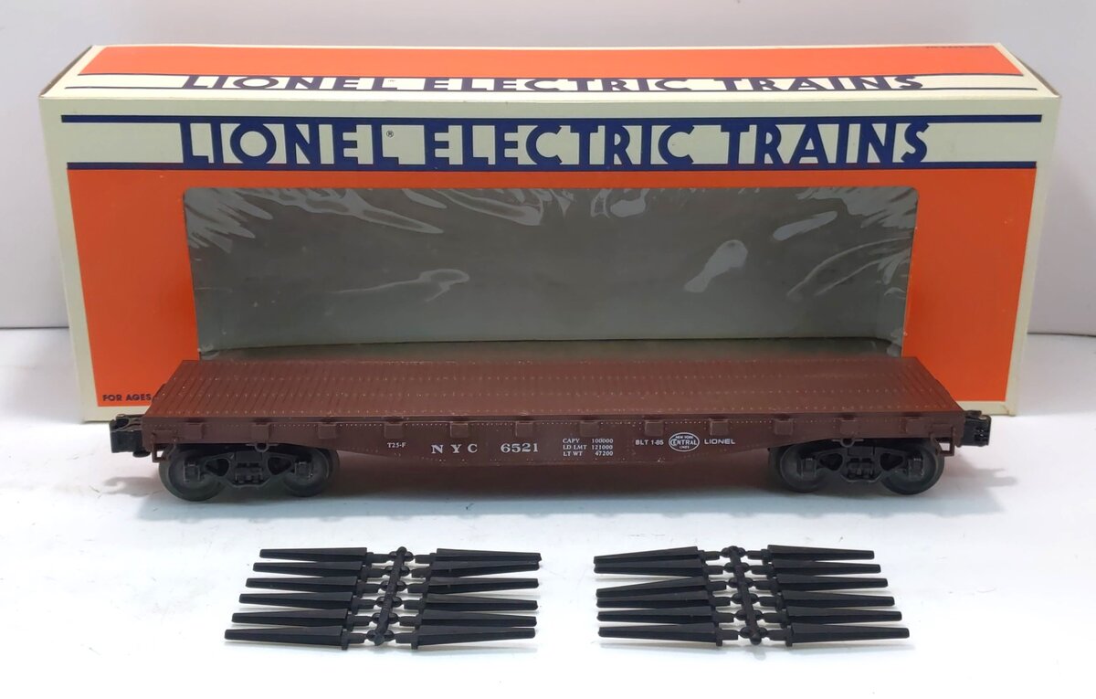 Lionel 6-6521 O Gauge New York Central Flatcar with Stakes