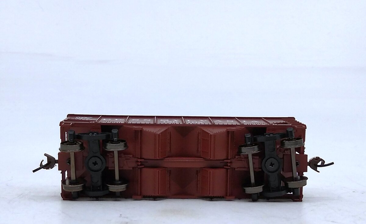 Bachmann 19501 HO Pennsylvania 55-Ton Outside-Braced Hopper w/Load #159108
