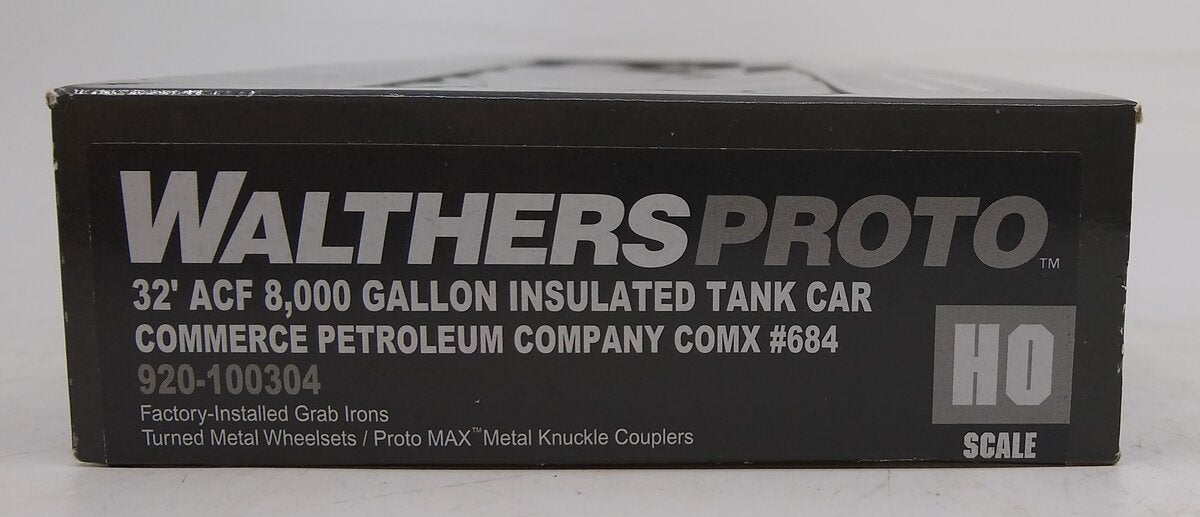Walthers 920-100304 HO Scale COMX 8000-Gal Tankcar #684