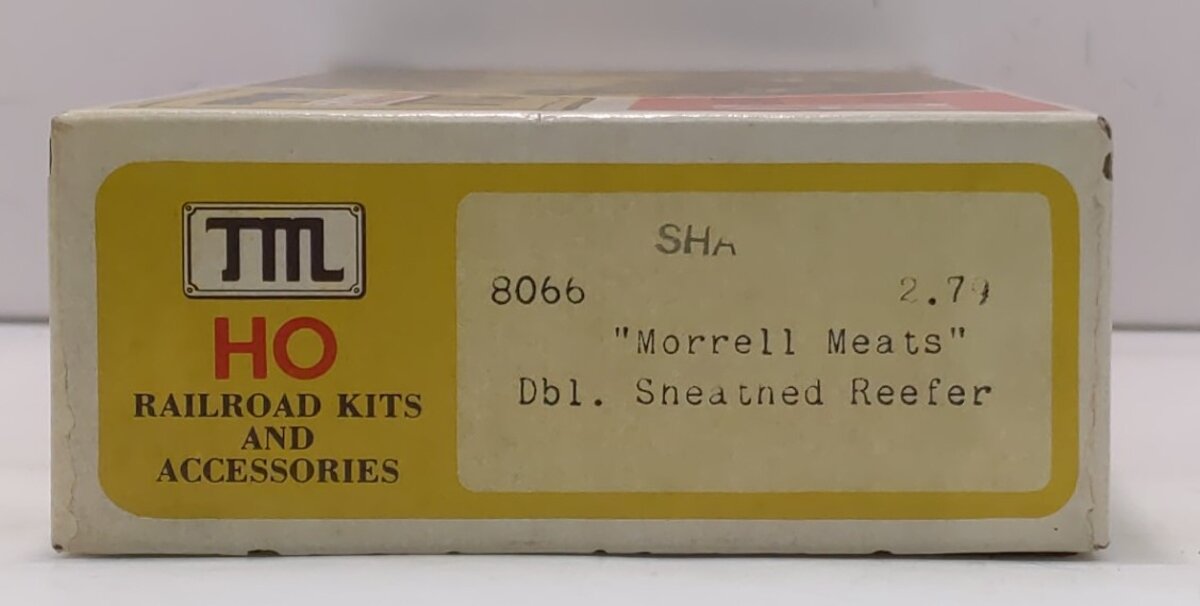 Train Miniature 8066 HO Morrell Meats Double Sheatned Reefer Kit