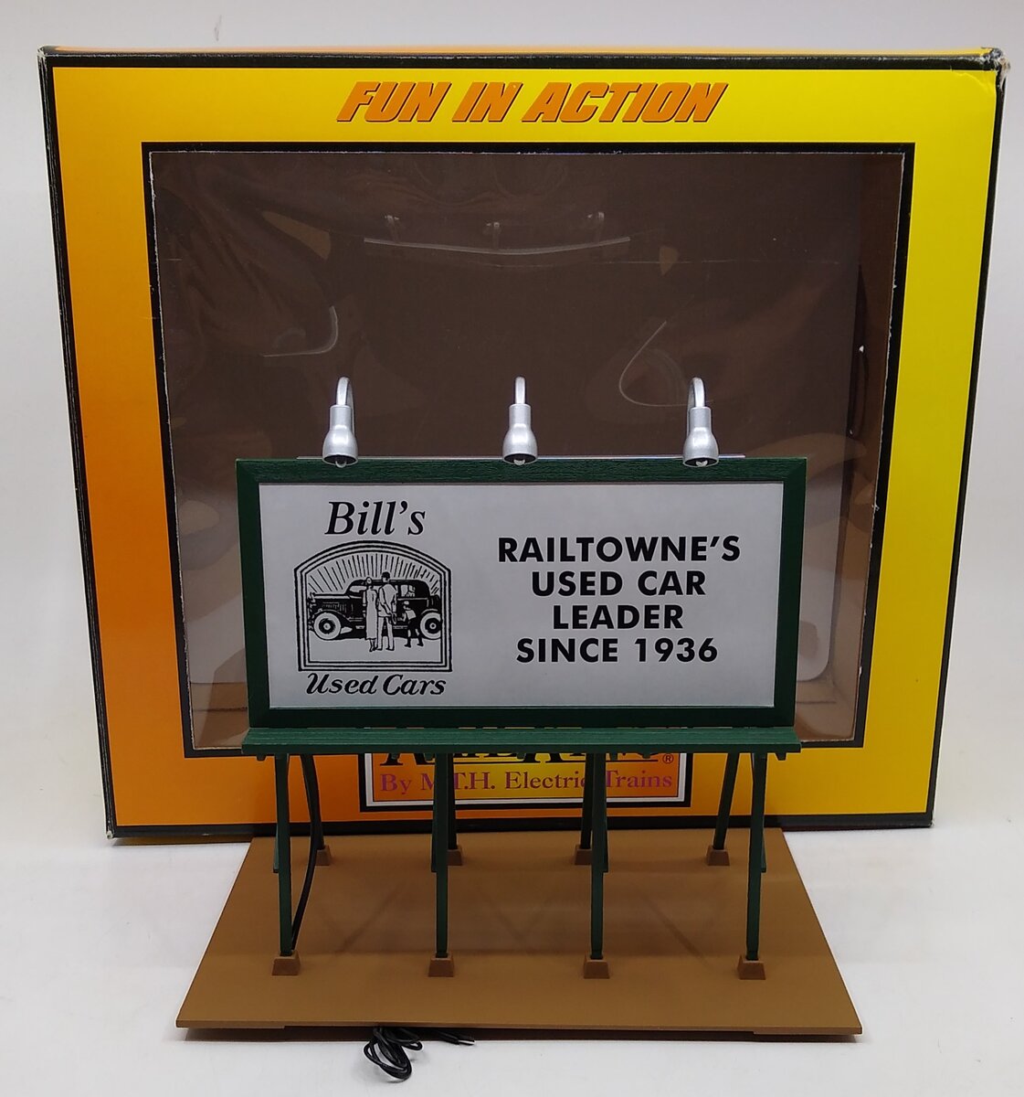 MTH 30-90040 O Gauge Bill's Used Car Lot Lighted Billboard