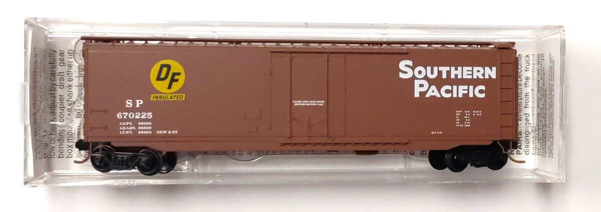 Micro-Trains 03200380 N Southern Pacific 50' Standard Plug Door Boxcar #670225