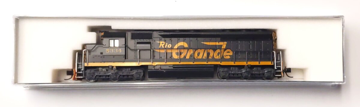 Kato 176-3124 N Denver & Rio Grande Western SD45 Diesel Locomotive #5334