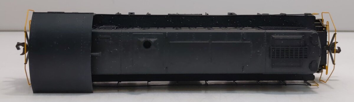 Atlas 10001475 HO Scale Pennsylvania Alco S2 Diesel Locomotive #9106