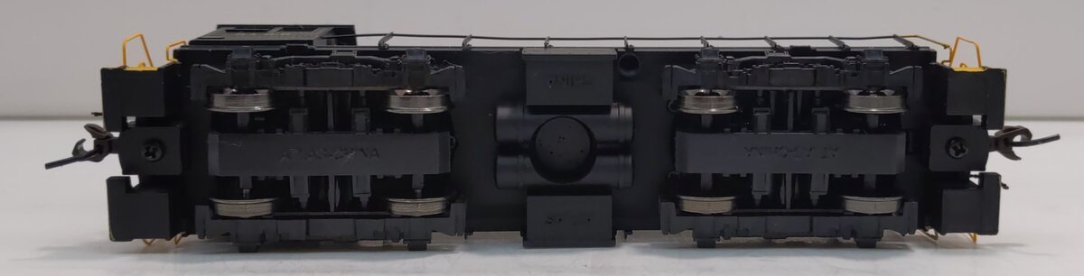 Atlas 10001475 HO Scale Pennsylvania Alco S2 Diesel Locomotive #9106