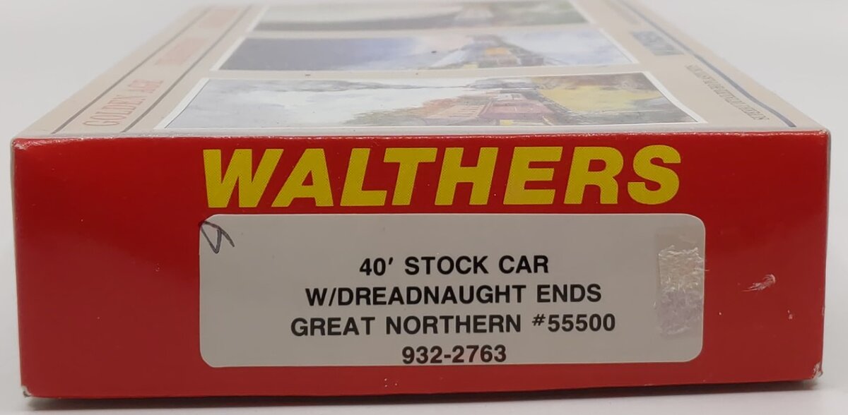 Walthers 932-2763 HO Great Northern 40' Stock Car with Dreadnaught Ends Kit