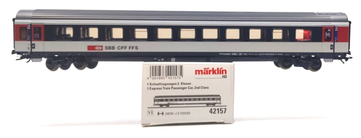 Marklin 42157 HO Swiss Federal Railways Mark IV B Express Passenger Car