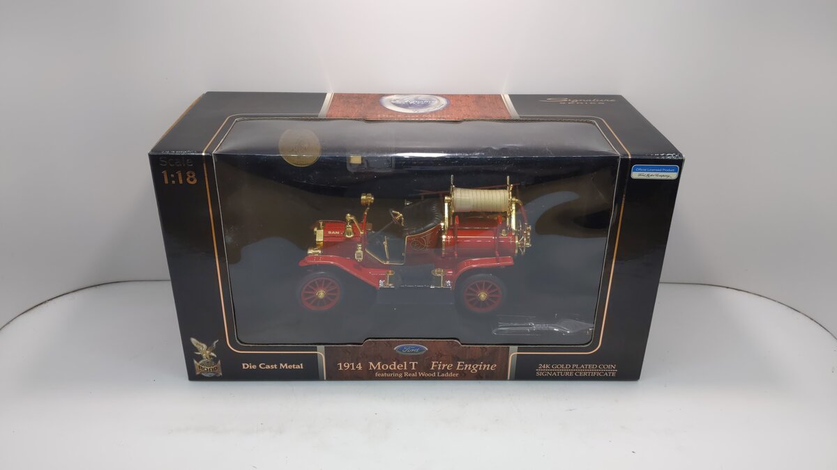Signature Series 1:18 Scale 1914 San Jose Model T Fire Engine LN/Box