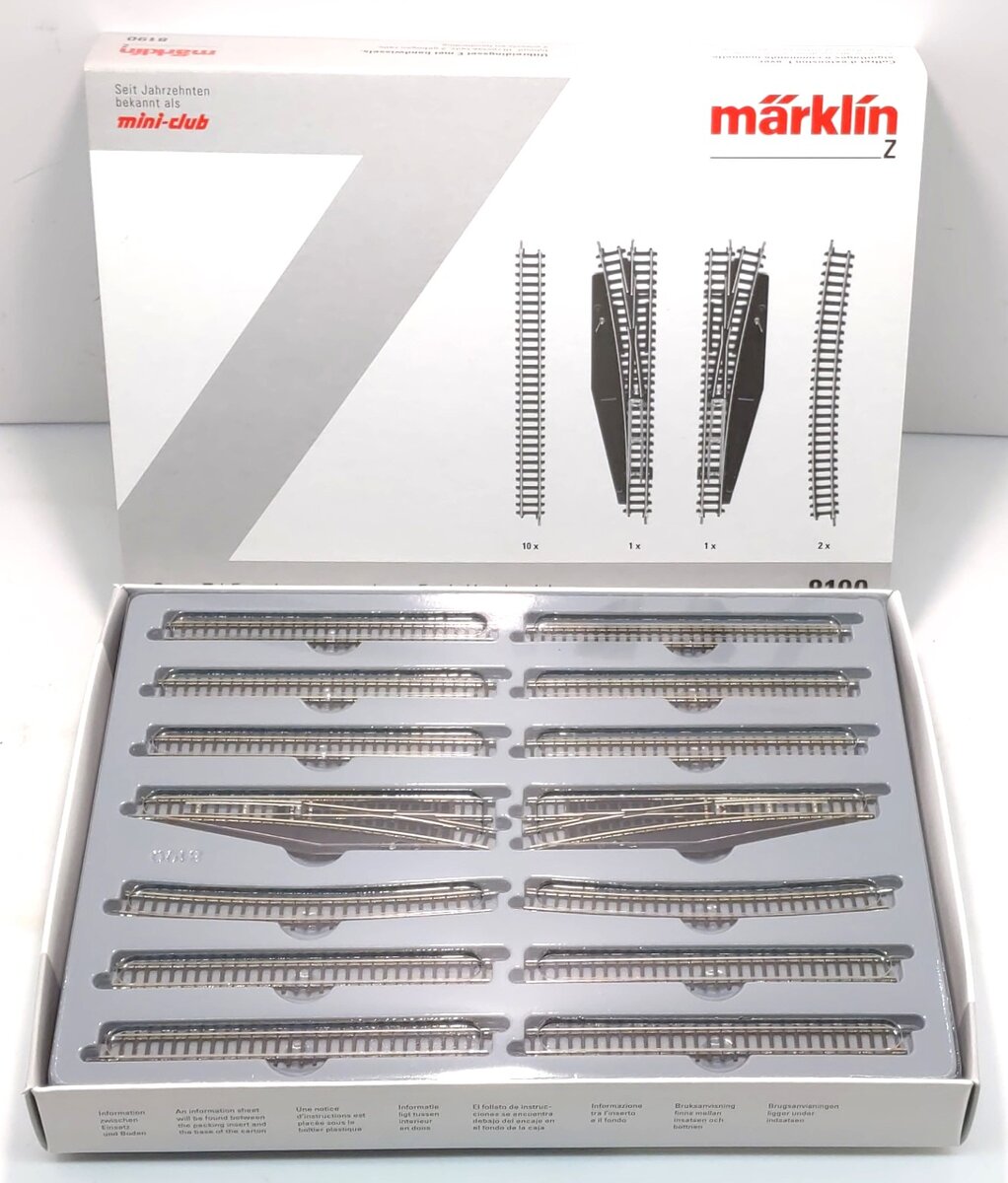 Marklin 8190 Z Extension Set with Manual Turnouts