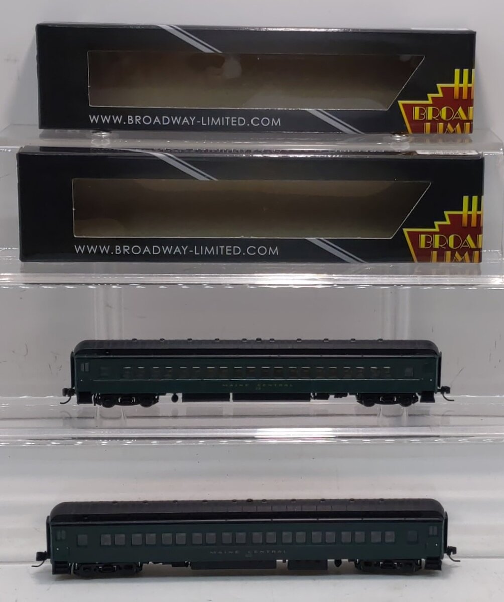 Broadway Limited 6535 N Maine Central 80' Pass Coach Green & Gold B (Pack of 2)