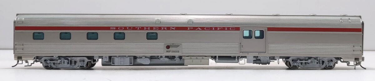 Rapido Trains 114038 HO Southern Pacific Budd Baggage-Dorm Car #3103