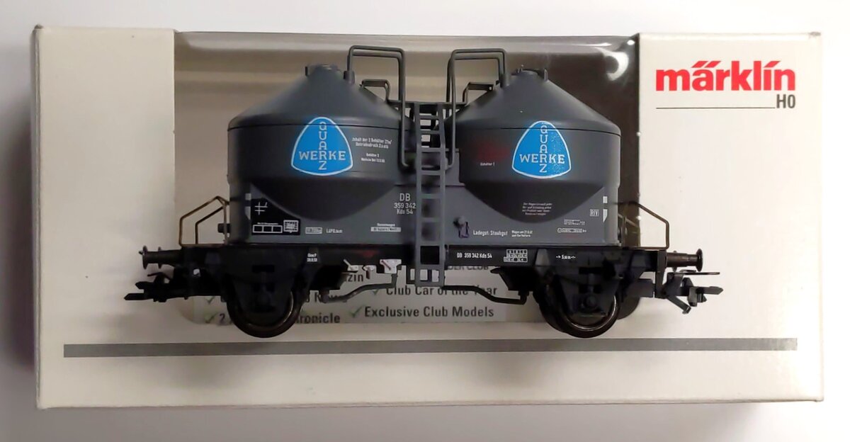 Marklin 46619 HO Quarz-Werke 3-Rail Covered Hopper/Silo No Brakeman's Platform