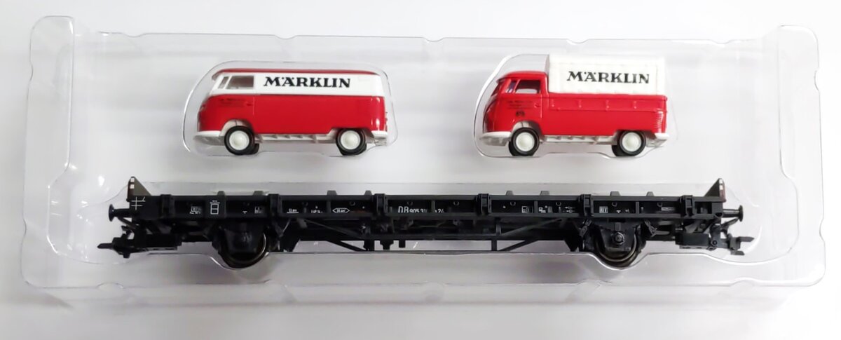 Marklin 45083 HO Auto Transport Car with Volkswagen with 