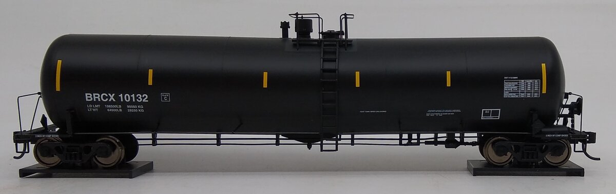 Walthers 920-100601 HO BRCX 55' Trinity 30,145-Gallon Tank Car #10132