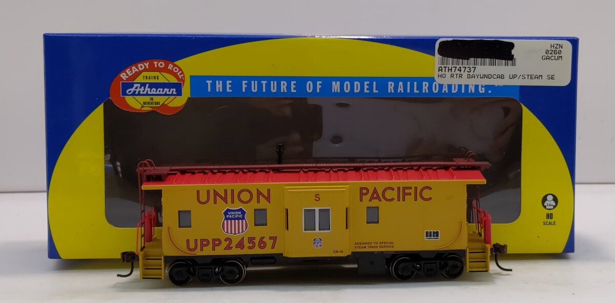 Athearn 74737 HO Scale Union Pacific "Steam Support" Bay Window Caboose #24567