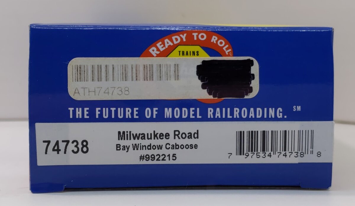 Athearn 74738 HO RTR Bay Window Caboose, MILW #992215