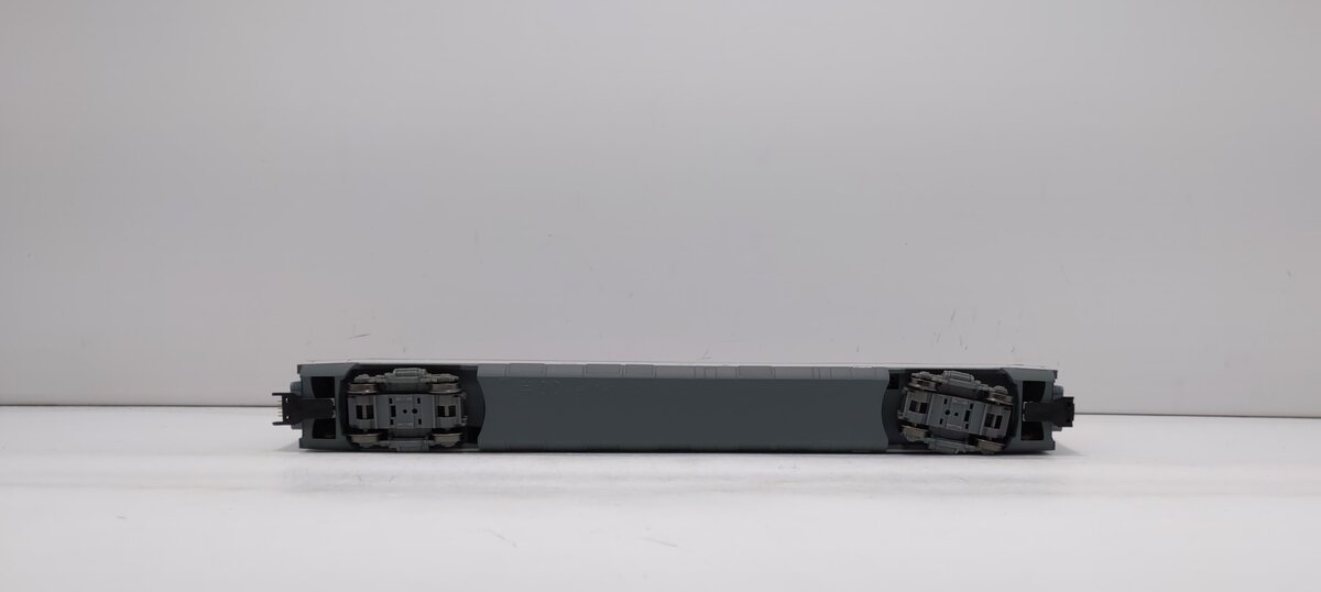 Piko 57690 HO ICE 3 1st Class Car with Pantograph DB V
