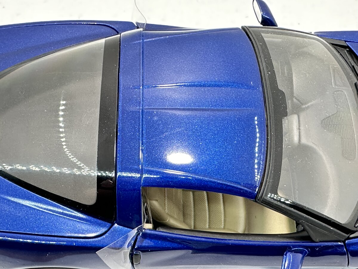 Hot Wheels C7523 1:18 Scale Die Cast Chevrolet Corvette C6 - Metallic Blue LN/Box