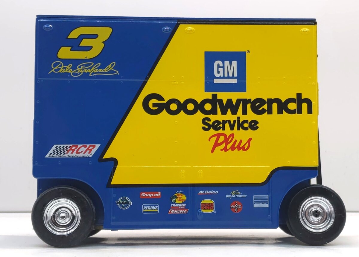 Action 1:16 Dale Earnhardt Goodwrench Service Plus Pit Wagon Coin Bank LN/Box