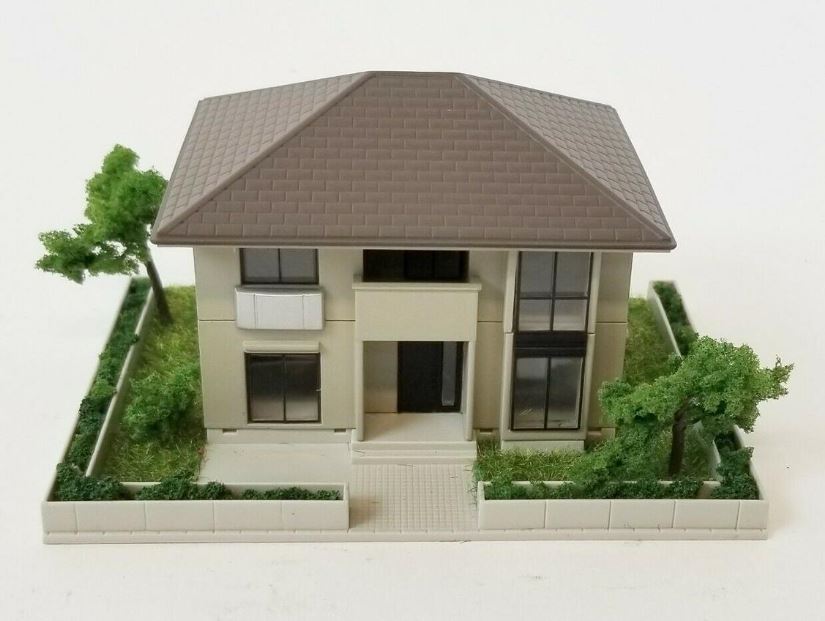 Kato 23-404B N B/U 2258 Seaver Lane, Brown