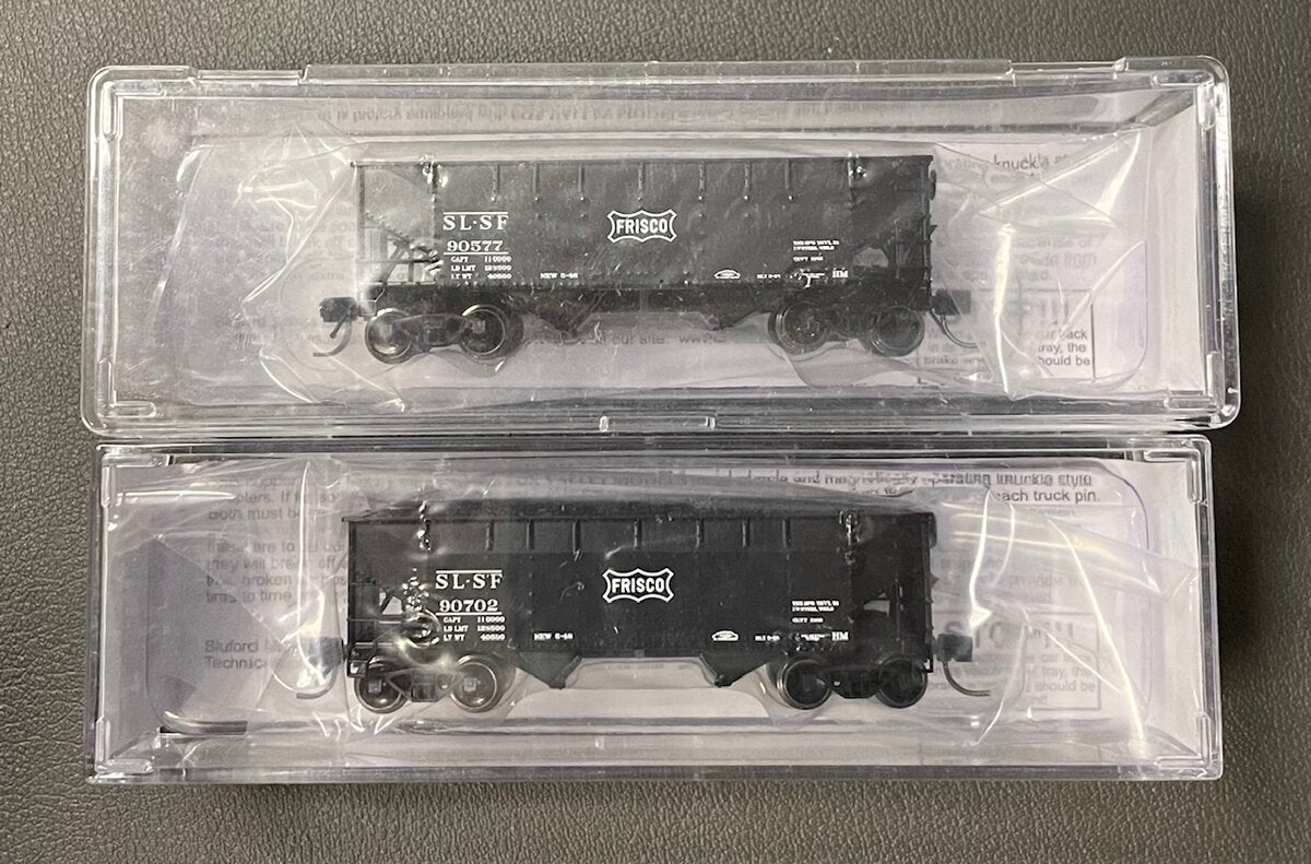 Bluford Shops 66152 N SLSF Frisco 2-Bay Offset Hopper (2)