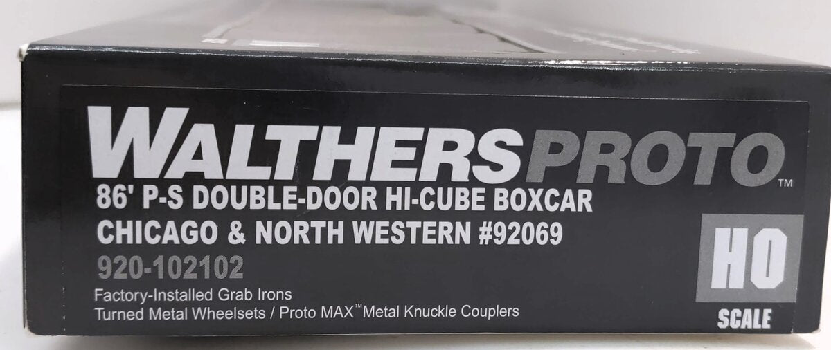 Walthers 920-102102 HO C&NW 86' P-S Dbl. Door Hi-Cube Boxcar #92069