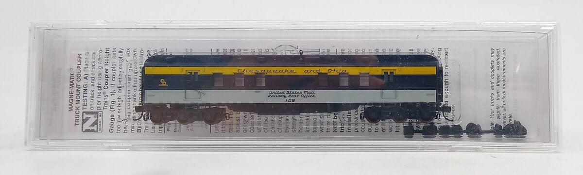 Micro-Trains 14000410 N C&O 60' Heavyweight RPO Passenger Car #109