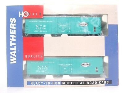 Walthers 932-23454 HO North American 50' Smoothside Box Cars (Set of 2)