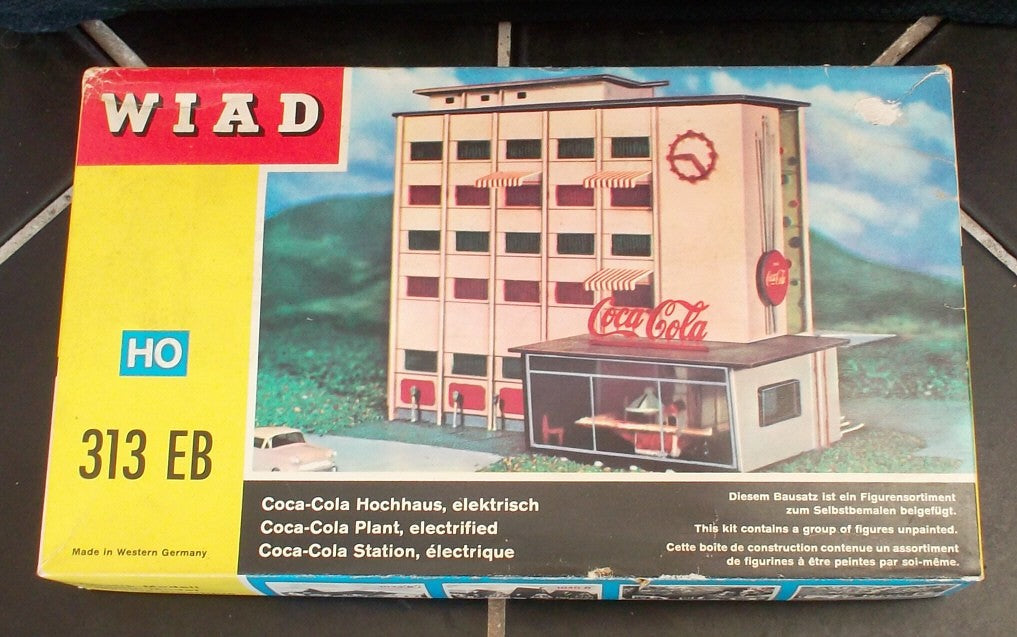 Wiad 313B HO Coca-Cola Plant Building Kit