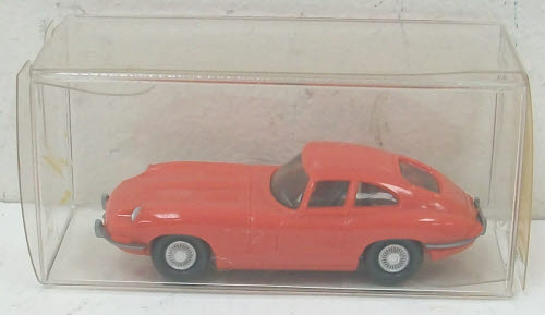 Wiking 10022 Jaguar Typ E Plastic Car