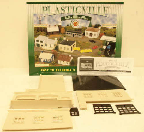 Plasticville 45610 Fire House Building Kit