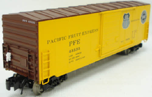 Lionel 6-22146 UP/PFE Operating Boxcar