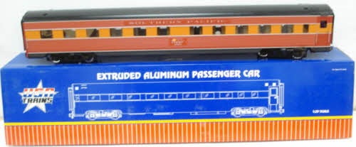 USA Trains R31094 G Southern Pacific "Daylight" Sleeper Car #1 - Metal Wheels