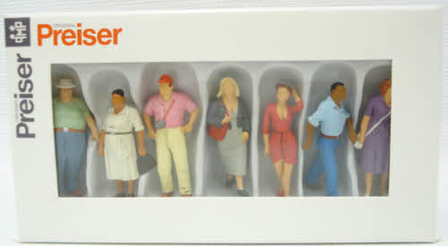 Preiser 65354 O Standing Passengers Figures (Set of 7)
