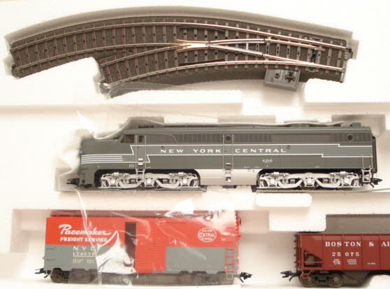 Marklin 29576 NYC American  HO Gauge Digital Diesel Starter Train Set