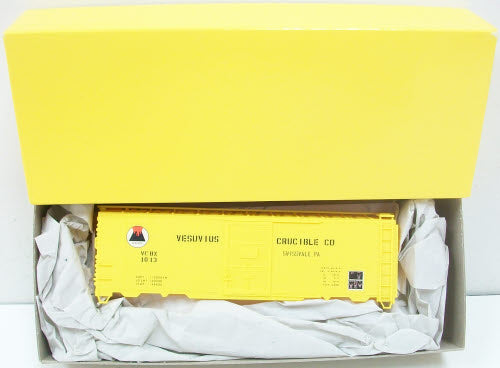 Accurail 1996 HO Vesuvius Cru 40'''' AAR Steel Box Car Kit